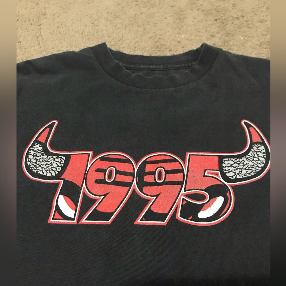 Sneaktip 1995 Bulls Tee - Vintage
